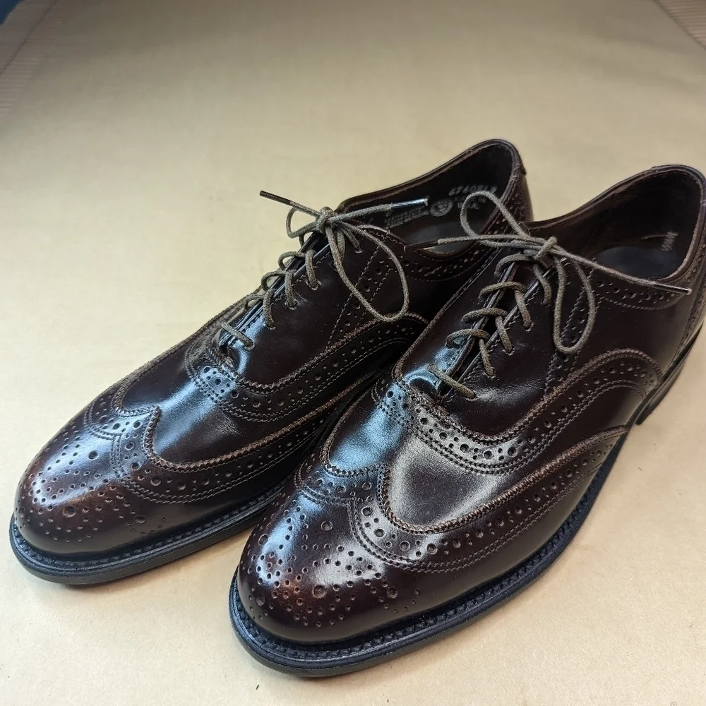 Florsheim Executive Imperial men's sz 7 C brown leather Wingtip Oxford. New with